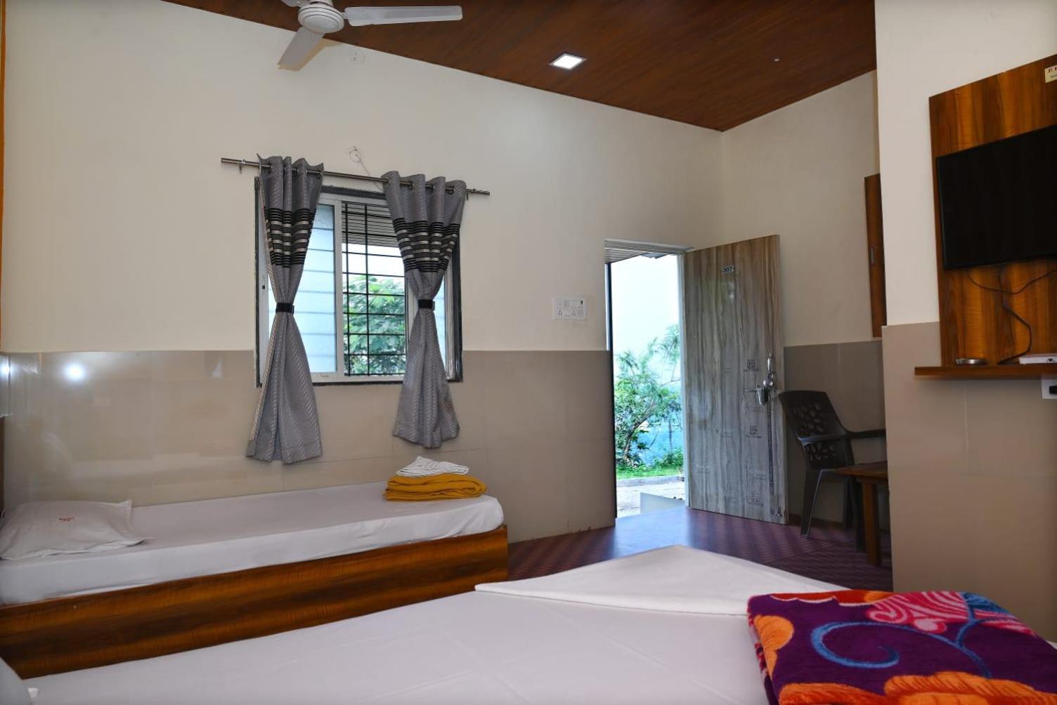 P P Lodging Pune Exterior foto