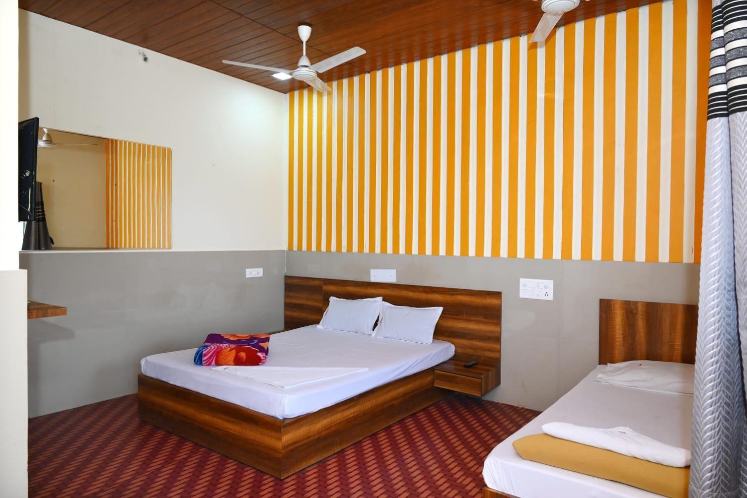 P P Lodging Pune Exterior foto